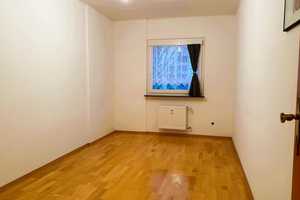 Top gepflegte 3-4 Zimmerwohnung mit Balkon und Garage – Darmstadt – Vorschaubild 12