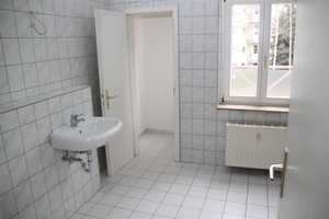 Geräumige 2-Zimmerwohnung mit Balkon + Einbauküche * Nähe Technische Universität – Bernsdorfer Straße 67, 9126 Chemnitz – Vorschaubild 5