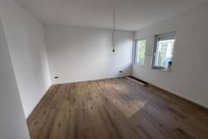Großzügige, kernsanierte 4-Zimmer-Wohnung im Obergeschoss eines  Dreifamilienhauses in ruhiger Lage! – Lindenbachstr. 98, 70499 Weilimdorf (Ortsteil), Stuttgart – Vorschaubild 6