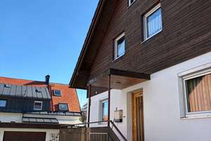 Doppelhaushälfte mit Garten in zentraler Lage in Kempten (Allgäu) – Feilbergstraße 18, 87439 Innenstadt, Kempten (Allgäu) – Vorschaubild 1