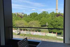 Exclusive, fully furnished apartment with water view - perfect for singles or couples – Am Hamburger Bahnhof 2A, 10557 Berlin – Vorschaubild 4