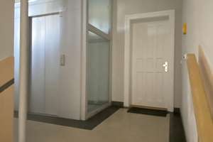 2 Zimmer Wohnung im sanierten Altbau in Neuhausen (teilmöbliert) – Donnersbergerstr. 10, 80634 Neuhausen, München – Vorschaubild 4