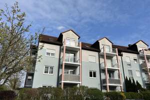 2-Zimmer-Wohnung mit Terrasse und Gartenanteil
