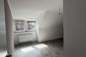 Helle, großzügige 4 Zimmer-Wohnung mit  Gäste-WC – Am Badezentrum 154, 47800 Bockum, Krefeld – Vorschaubild 13