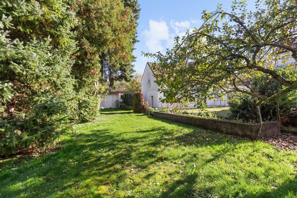 Immobilie in Mammendorf - Provisionsfrei: Mehrfamilienhaus mit Garten in Mammendorf – S-Bahn nach München - Bild 0