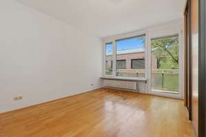 Helle 3-Zimmer-Wohnung mit zwei Balkonen und Swimmingpool – Die vollständige Adresse der Immobilie erhältst du vom Anbieter., 81929 Johanneskirchen, München – Vorschaubild 4