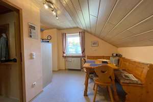 Attraktives Mehrfamilienhaus mit 3 Wohneinheiten am Schloßberg in Flossenbürg – Die vollständige Adresse der Immobilie erhältst du vom Anbieter., 92696 Flossenbürg – Vorschaubild 16
