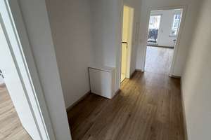 Tolle Erdgeschosswohnung Tiefgarage, Terrasse, sehr ruhig – Hansapark 43, 39116 Sudenburg, Magdeburg – Vorschaubild 3