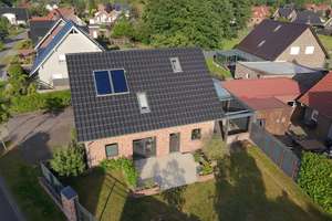 „Platz für Familie, Lachen und Zukunft – Ihr neues Zuhause in Haren (Ems)“ – Die vollständige Adresse der Immobilie erhältst du vom Anbieter., 49733 Haren (Ems) – Vorschaubild 2