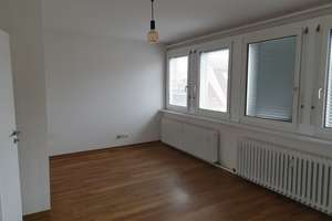 3-Zimmerwohnung mit großzügigem Wohn-/Essbereich, zentral und gepflegt – Waldstraße 63, 76133 Innenstadt-West, Karlsruhe – Vorschaubild 13