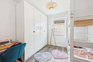 Luxus-MFH in Regensburg – kernsaniert, Garten, Pool & PV-Anlage auf Neubauniveau! – Die vollständige Adresse der Immobilie erhältst du vom Anbieter., 93055 Burgweinting-Harting, Regensburg – Vorschaubild 36