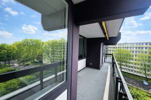 Attraktive 3-Zimmer Wohnung im 5. OG mit Balkon in Köln-Riehl