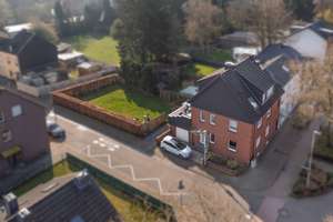 Gepflegtes Zweifamilienhaus in Herzogenrath – Die vollständige Adresse der Immobilie erhältst du vom Anbieter., 52134 Herzogenrath – Vorschaubild 2