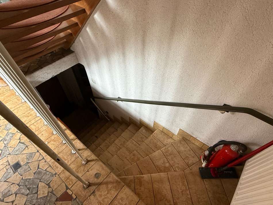 Zugang Keller