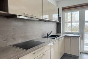 Exklusive, modernisierte 4- Zimmer-Wohnung mit Terrasse, Garten und Garage – Die vollständige Adresse der Immobilie erhältst du vom Anbieter., 9131 Ebersdorf, Chemnitz – Vorschaubild 6