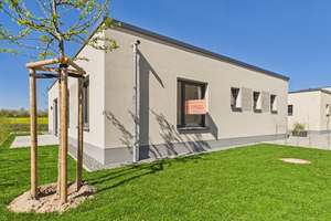 BUNGALOW MIT EXTRA GRUNDSTÜCK. MEHR RUHE. MEHR FREIRAUM. – HAUS 77 – Friedrich-Hirsch-Straße 23, 51145 Elsdorf, Köln – Vorschaubild 2