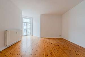 Rückzugsort im Szenekiez – helle 2-Zimmer-Wohnung mit Altbaucharakter – Schreinerstraße 24, 10247 Friedrichshain, Berlin – Vorschaubild 2