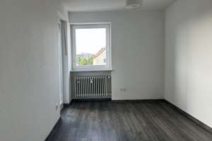 EI 6775 Ruhige, großzügige 4-Zimmer-Eigentumswohnung mit Süd-Loggia und Donaublick – Die vollständige Adresse der Immobilie erhältst du vom Anbieter., 93059 Reinhausen, Regensburg – Vorschaubild 5