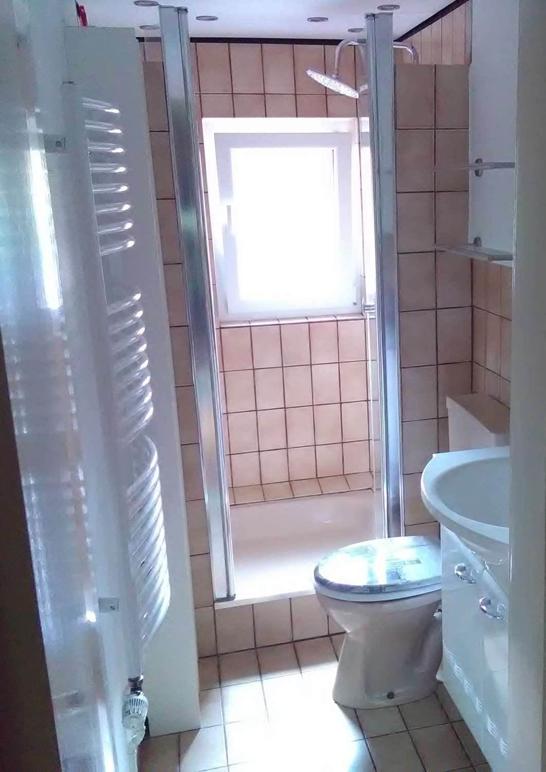 Immobilie in Hessisch Oldendorf - Brücke zum Wohntraum - zwei Häuser, ein Glücksgriff - Bild 0