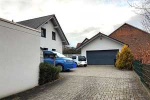 Ihr neues Zuhause! Attraktives EFH mit Doppelgarage und Carport in ruhiger Lage *PROVISIONSFREI* – Schwalm-Eder-Kreis – Vorschaubild 1