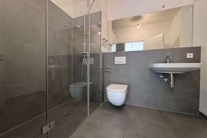 *Treppenmuffel aufgepasst - helle Erdgeschosswohnung direkt am Wasser* – Heidestraße 21, 10557 Moabit, Berlin – Vorschaubild 9