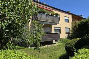 4-Zimmer-Wohnung mit großzügigem Balkon!