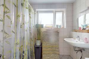 Betreutes Wohnen: Lichtdurchflutete 2-Zimmer-Wohnung mit Balkon – Die vollständige Adresse der Immobilie erhältst du vom Anbieter., 77654 Offenburg – Vorschaubild 5