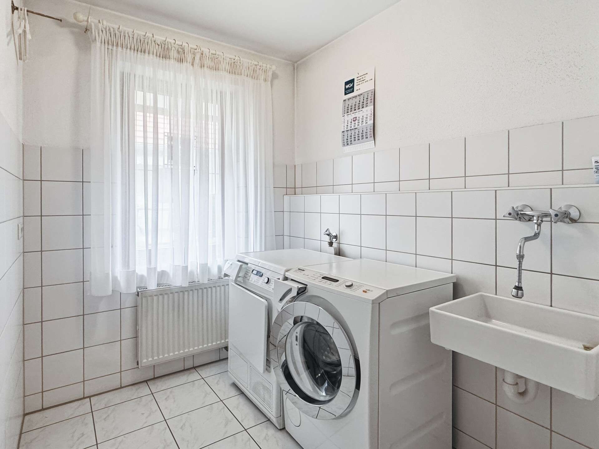 Immobilie in Langenargen - Großzügiges Einfamilienhaus mit Garten in Ortsrandlage von Langenargen - Bild 0