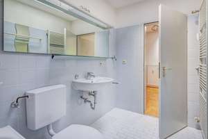Dachterrassenwohnung direkt am Romanplatz – Die vollständige Adresse der Immobilie erhältst du vom Anbieter., 80639 Nymphenburg, München – Vorschaubild 7