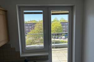 2 Zimmern Dachgeschosswohnung mit 23,5 qm Dachterasse von Privat – Die vollständige Adresse der Immobilie erhältst du vom Anbieter., 21031 Lohbrügge, Hamburg – Vorschaubild 11