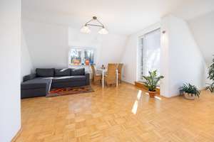 Helle Maisonette Wohnung mit großzügiger Dachterrasse
