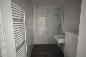 energetisch sanierte 4 Zimmer Wohnung 84 m² - mit Balkon  in Oberhausen-Marienkirche – Mülheimer Str. 127, 46045 Marienkirche, Oberhausen – Vorschaubild 5