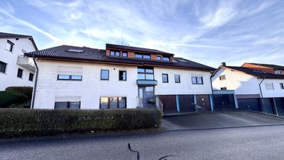 Wohnkomfort mit durchdachter Raumaufteilung und Dachterrasse