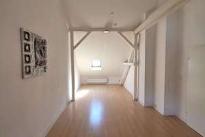Wohnen mit Charakter – Helle 3,5-Zimmer-Dachgeschosswohnung in Gelsenkirchen – Die vollständige Adresse der Immobilie erhältst du vom Anbieter., 45889 Bismarck, Gelsenkirchen – Vorschaubild 6