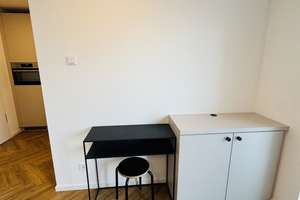 Modernes Studio möbliert mit EBK, Süd-Balkon und Abstellkammer! – Glienicker Weg 136, 12489 Adlershof, Berlin – Vorschaubild 4