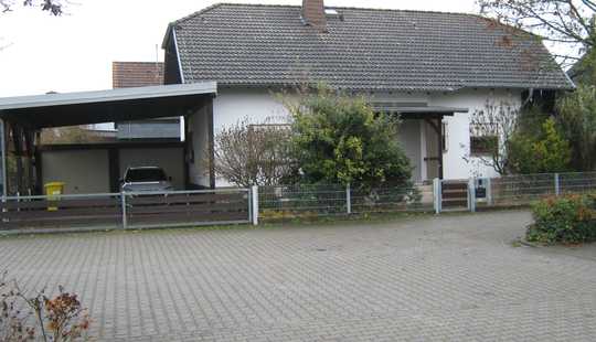 Bild von EFH mit Einliegerwohnung in reiner Wohngegend am Ende einer Stichstraße am Ortsrand von Riedstadt