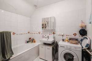 Zentral, ruhig, grün - Modernisierte Dachwohnung mit Loggia und Garage! – Die vollständige Adresse der Immobilie erhältst du vom Anbieter., 68199 Neckarau, Mannheim – Vorschaubild 14