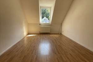   Helle 4-Zimmer-DGWohnung mit Terrasse in ruhiger Lage – Hirschstraße 43, 42285 Barmen, Wuppertal – Vorschaubild 10