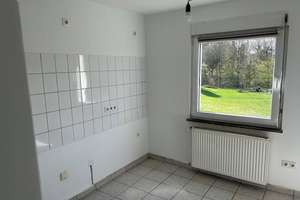 Provisionsfreie 2-Raum-Wohnung mit Aussicht in Bergisch-Neukirchen – Die vollständige Adresse der Immobilie erhältst du vom Anbieter., 51381 Bergisch Neukirchen, Leverkusen – Vorschaubild 3