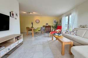 Helle 3-Zimmer-Wohnung mit großem Balkon in Schlebusch, bezugsfrei ab 01.09 – Opladener Straße 102, 51375 Schlebusch, Leverkusen – Vorschaubild 2