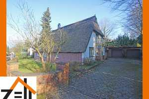 * Reetgedecktes Einfamilienhaus *
Garten * Vollbad * Terrasse* 2 Garagen * u.v.m * – Hamburg – Vorschaubild 1
