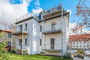 Dachgeschosswohnung in kernsanierter Stadtvilla in Lichterfelde – Die vollständige Adresse der Immobilie erhältst du vom Anbieter., 12203 Lichterfelde, Berlin – Vorschaubild 12