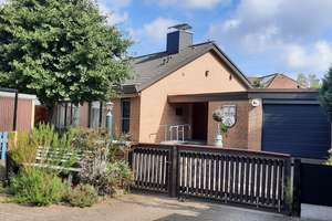 Preiswertes, gepflegtes 4-Zimmer-Einfamilienhaus mit gehobener Innenausstattung in Oststeinbek – Grenzweg 4b, 22113 Oststeinbek – Vorschaubild 2