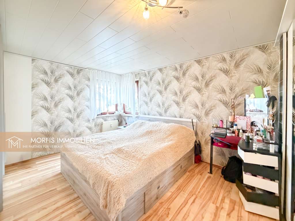 Immobilie in Besigheim - **3-Zimmer-Wohnung mit Balkon & TG-Stellplatz in beliebter Lage von Besigheim** - Bild 3