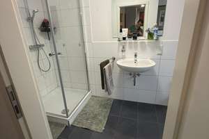 Helle 2-Zimmer Wohnung im 6. OG mit Aufzug in Düsseldorf-Friedrichstadt – Herzogstraße 28, 40217 Friedrichstadt, Düsseldorf – Vorschaubild 3
