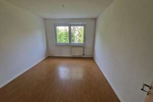 **JETZT EINZIEHEN**2-Zimmer-Wohnung // Balkon // Bad mit Wanne // 2.OG // ab Sofort – Ringstraße 33, 4209 Grünau-Mitte, Leipzig – Vorschaubild 3