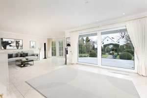 Reserviert / Exklusive 6-Zimmer-Villa in Hamburg-Sasel mit großzügigem Garten – Hamburg – Vorschaubild 3