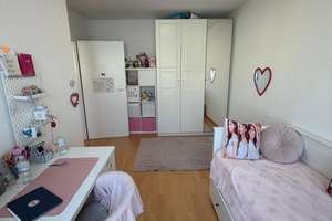 Stilvolles Reihenmittelhaus am Frankfurter Berg: Einziehen & Wohlfühlen mit DG-Suite – 60433 Frankfurter Berg, Frankfurt am Main – Vorschaubild 7