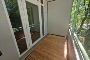 Stilvoll modernisiert: Studentenappartement 1-Zimmer mit Balkon und EBK – Tumblingerstraße 56, 80337 Am Schlachthof, München – Vorschaubild 2