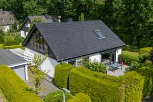 Traumhaftes 5-Zimmer-Einfamilienhaus mit gehobener Innenausstattung und EBK in begehrter Lage – Stormarn (Kreis) – Vorschaubild 1